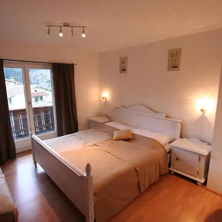 Apartment Apartment In Hopfgarten Brixental Near Ski Lift *