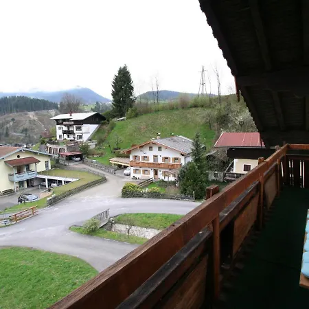 Appartement In Hopfgarten Near Lift