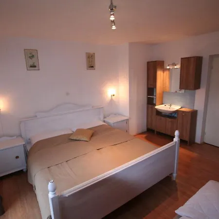 Chalet In Hopfgarten Near Ski Lift Apartment Hopfgarten im Brixental